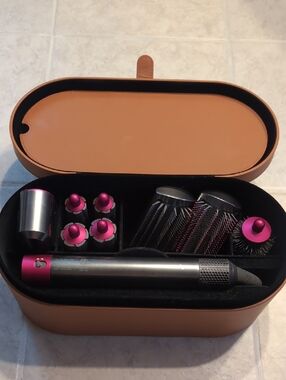 Dyson Airwrap with all accessories and travel box